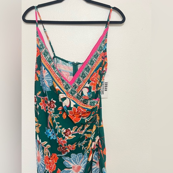 Urban outfitters boho floral printed surplice wrap dress - Picture 2 of 2